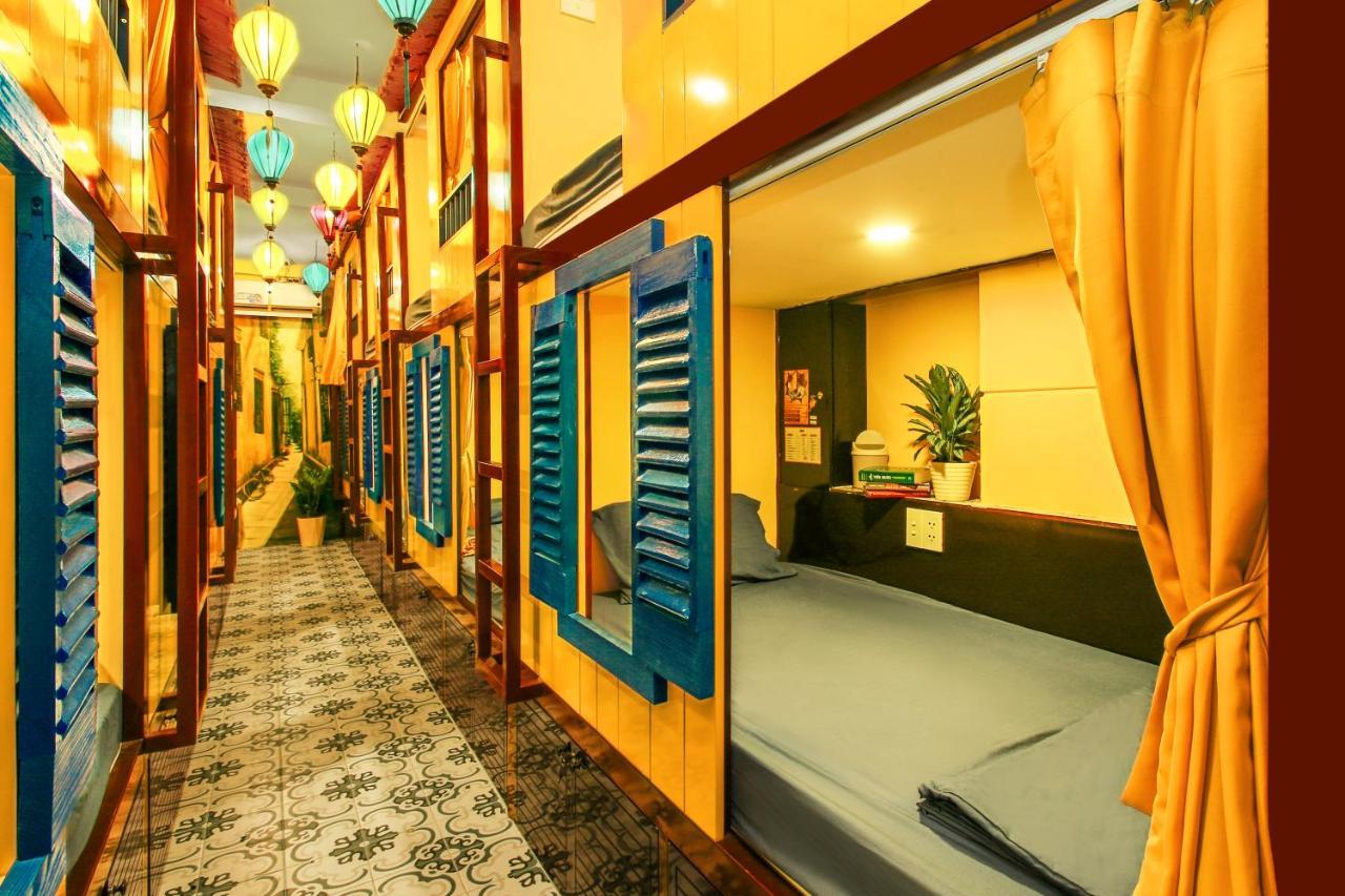 Grandma Lu'S Saigon Bui Vien Hostel Ho Chi Minh City Exterior photo