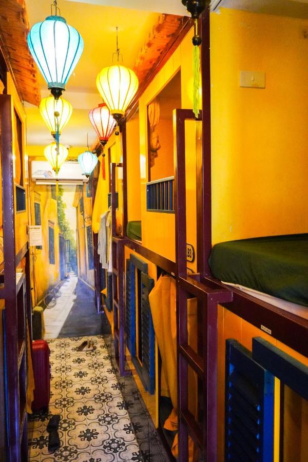 Grandma Lu'S Saigon Bui Vien Hostel Ho Chi Minh City Exterior photo